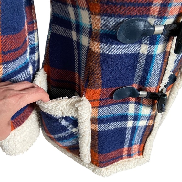 Vintage Plaid Sherpa Lined 1970s Jacket Wood Toggle Closure Wool Winter Coat - Picture 9 of 11